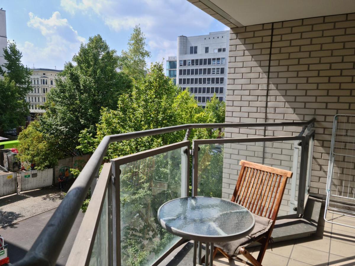 Topdomizil Apartments Checkpoint Plaza Берлін Екстер'єр фото