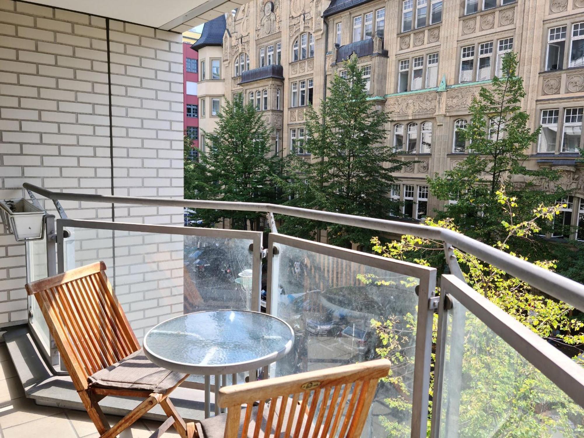 Topdomizil Apartments Checkpoint Plaza Берлін Екстер'єр фото
